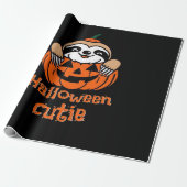 Halloween cutie sloth Essential T-Shirt Cadeaupapier (Uitgerold)
