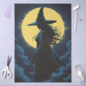 Halloween dat afsteekt tegen een volle gele maan tissuepapier (Craft)