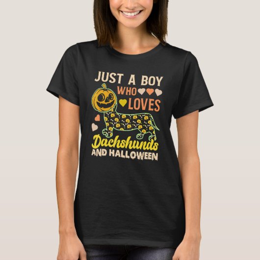 halloween Dog is gewoon een jongen die van Dachshu T-shirt (Voorkant)