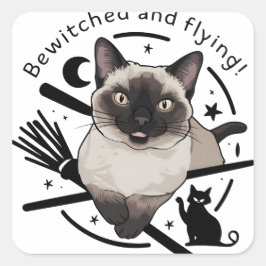 Halloween Elegance: De vliegende Siamese kat Vierkante Sticker