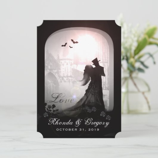 Halloween Elegant Love Silhouette Wedding Invite Kaart (Staand voorkant)