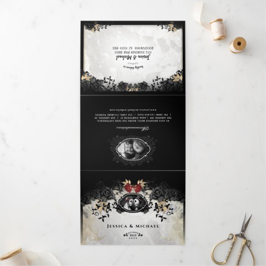 Halloween Elegant Roos - DETAILS & MENU RSVP (Buitenkant)