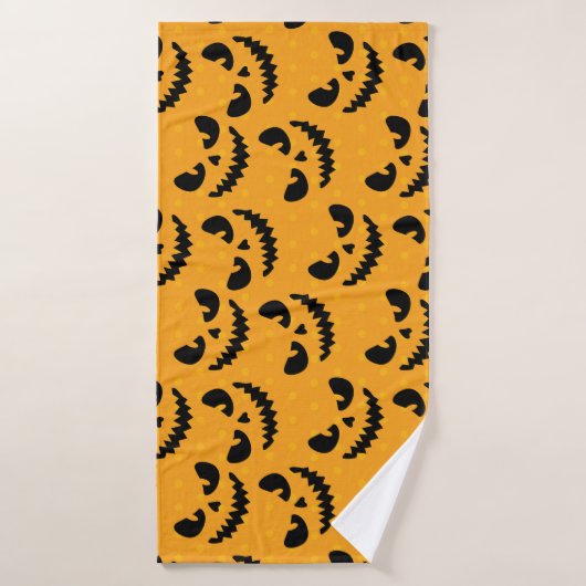 Halloween: enge gezichten, stijl. badhanddoek (Badhanddoek)