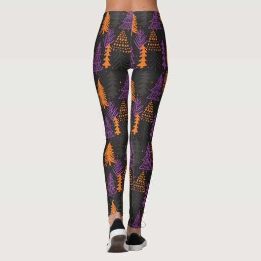 Halloween Evergreen Trees Pattern Black Sinaasappe Leggings (Achterkant)