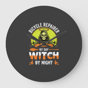 Halloween Fietshersteller Overdag Heks 's Nachts Grote Klok