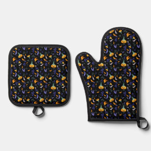 Halloween Forest Oven Mitt Set