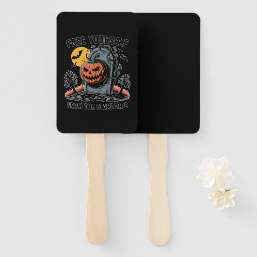 Halloween Free Yourself From The Standards.jpg Handwaaier (Voorkant en achterkant)