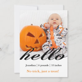 Halloween geen truc alleen een traktatie baby foto aankondiging