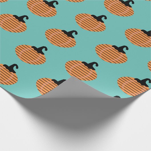 Halloween Geometric Pumpkin Stripes Pattern Cadeaupapier (Hoek)