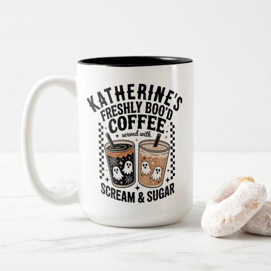 Halloween Ghost Freshly Boo'd Coffee Custom Tweekleurige Koffiemok (Met donut)