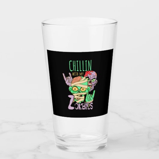 Halloween Gift | Chillin met mijn vrienden Glas (Voorkant)