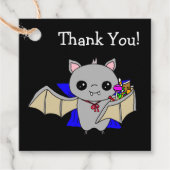 Halloween Gift Label, Bat holding Snoep Bedankjes Labels (Voorkant)