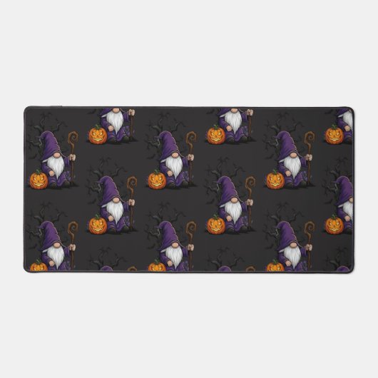Halloween Gnome Desk Mat (Voorkant)