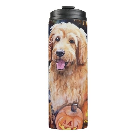 Halloween Goldendoodle Met Pompoenen Eng Thermosbeker (Voorkant)