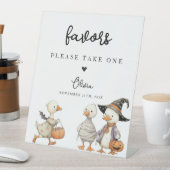 Halloween Goose Favors Sign personalized Reclamebord Met Voetstuk (Insitu)