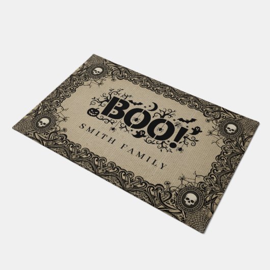 Halloween Gothic Book met aangepaste familienaam Deurmat (Schuin)