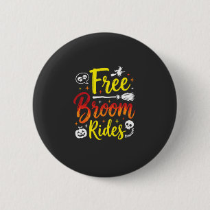 Halloween Gratis Bezem Ritten Heks Grafisch Ronde Button 5,7 Cm