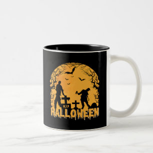 Halloween Graveyard Scene met Zombies, Vleermuizen Tweekleurige Koffiemok
