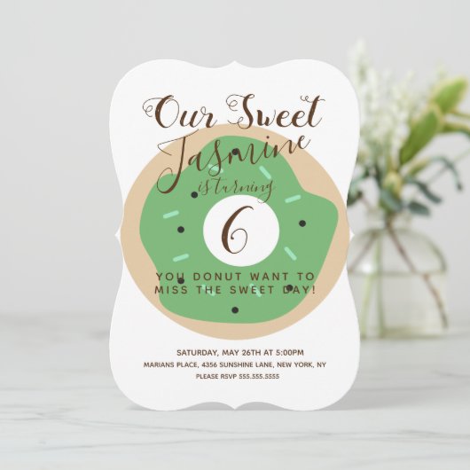 Halloween Green Pumpkin Sprinkle Donut Birthday Kaart (Staand voorkant)