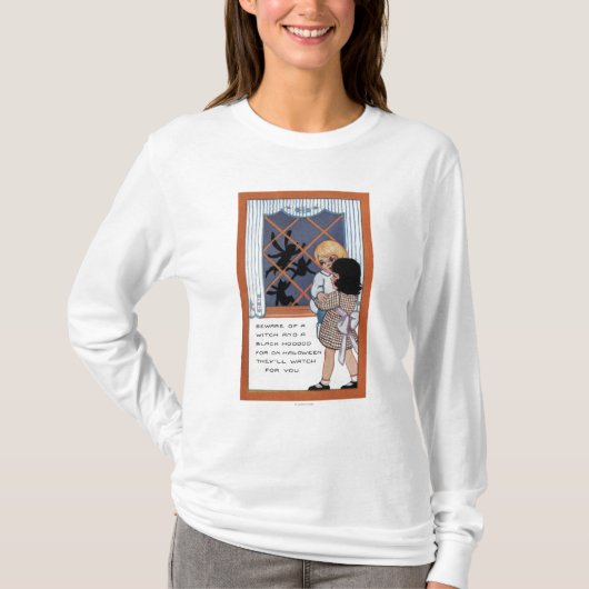 Halloween GreetingSpiders bij het Venster T-shirt (Voorkant)