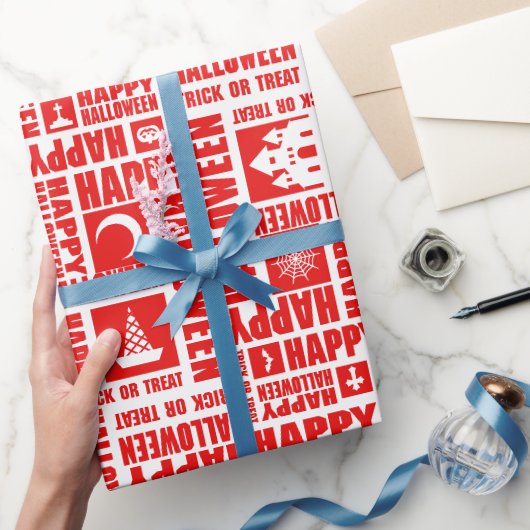 Halloween grillige grappige typografie Rood Cadeaupapier (Geschenken)