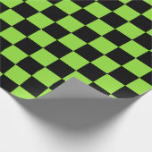 Halloween Groen Zwart Checker Verjaardag aangepast Cadeaupapier (Hoek)