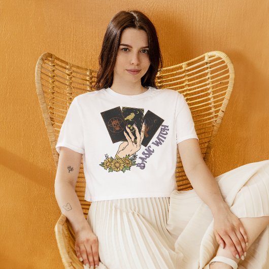 HALLOWEEN HAND HOUDEN TAROT KAARTEN | BASIC WITCH T-SHIRT