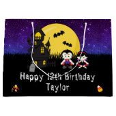 Halloween Happy Birthday Vampires Dark Paars Groot Cadeauzakje (Voorkant)