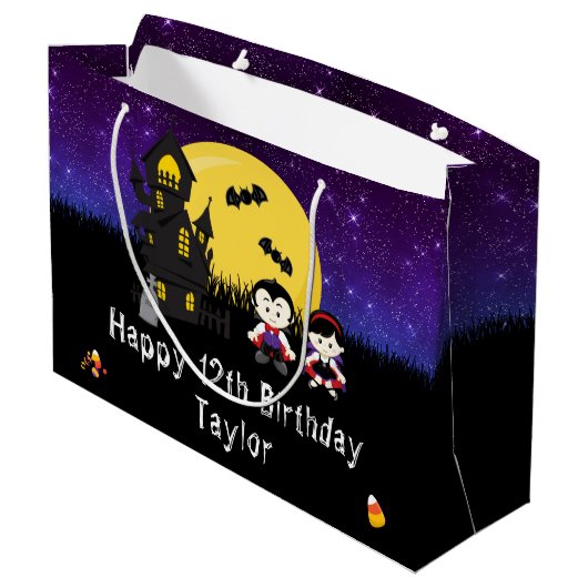 Halloween Happy Birthday Vampires Dark Paars Groot Cadeauzakje (Achterkant Gekanteld)