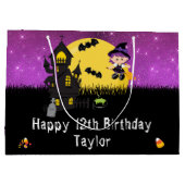 Halloween Happy Birthday Witch Bright Paars Groot Cadeauzakje (Achterkant)
