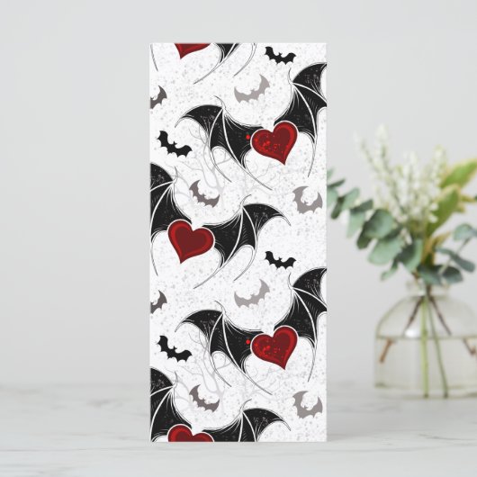 Halloween hart met zwarte vleermuisvleugels (Staand voorkant)