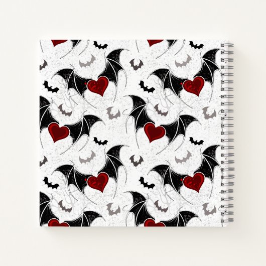 Halloween hart met zwarte vleermuisvleugels notitieboek (Achterkant)