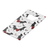 Halloween hart met zwarte vleugels creditkaart flessenopener (Voorkant Gekanteld)