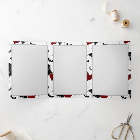 Halloween hart met zwarte vleugels drieluik kaart (Binnen)