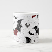 Halloween hart met zwarte vleugels grote koffiekop (Voorkant)