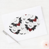 Halloween hart met zwarte vleugels ovale sticker (Envelop)