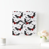 Halloween hart met zwarte vleugels vierkante klok (Huis)