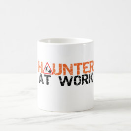 Halloween Haunter op het werk Bezige Decorting Yar Koffiemok
