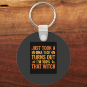 Halloween Heks DNA-test Grappig Ontwerp Sleutelhanger (Voorkant)