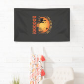 Halloween Heks Heeft Huis Boe Design_1 Spandoek (Insitu)