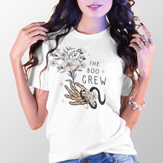 HALLOWEEN HET BOO CREW BOEKET VAN SCHEDELS & BLOEM T-SHIRT