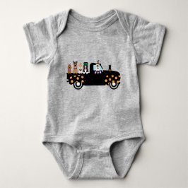 Halloween honden in een pick-up truck romper