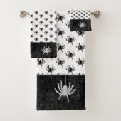 Halloween Huge Spider Pattern Black/White Bad Handdoek (Insitu)