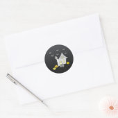 Halloween huis, zwarte katten, vleermuizen, pompoe ronde sticker (Envelop)