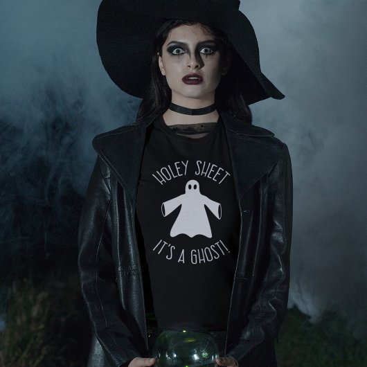 Halloween Humor T-shirt. Holey Sheet Het is een Gh T-shirt