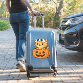 Halloween Kat in een pompoen Classic T-Shirt Sticker (Koffer Insitu)