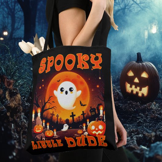 Halloween-kerkhof met schattige geest en gigantisc tote bag