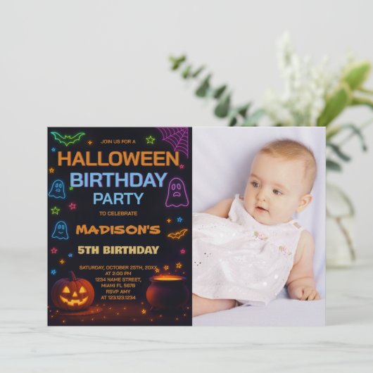 Halloween Kids Verjaardag Uitnodiging (Staand voorkant)