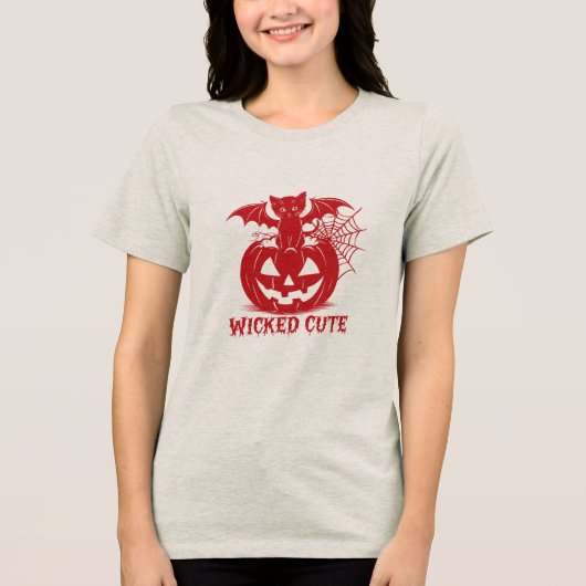 Halloween Kitten met Bat Wings Pumpkin T Shirt (Voorkant)