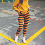 Halloween kostuum Sinaasappel en witte strepen Pat Leggings<br><div class="desc">Creëer een leuk modieus Halloween kostuum met een basisset van leggings in oranje en zwarte horizontale strepen. Dit coole patroon is geweldig om onder t-shirts, sweatshirts, oversized topjes, rokken, jurken en meer te lagen en is zo erg comfortabel. Draag ze naar Halloween kostuumfeesten, werk, school, trick-or-treating en waar je ook...</div>